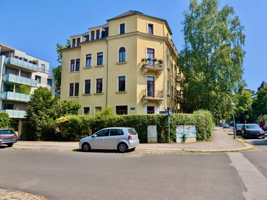 Einzigartige Eigentumswohnung in einer der begehrtesten Lagen von Dresden! Eigener Garten!, 01277 Dresden, Erdgeschosswohnung